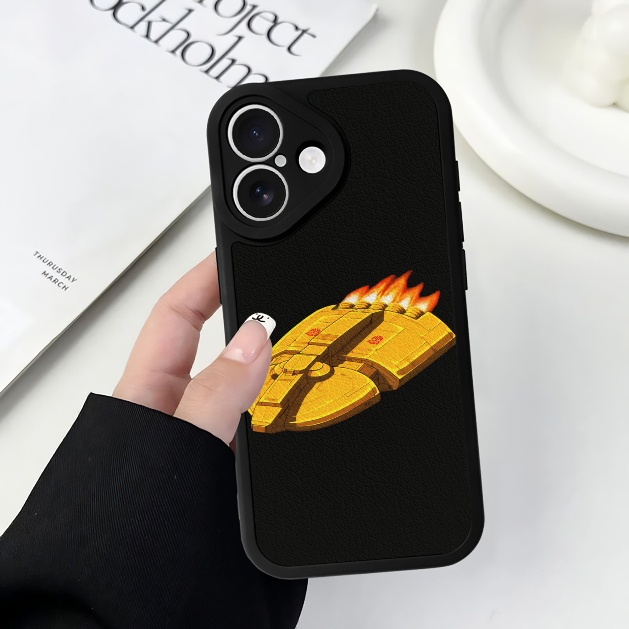 （画像用）  【iPhone 16シリーズ対応】シリコンスマホケース（レザー調） 材質：シリコン